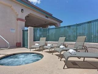 Super 8 By Wyndham Downtown Conv Center Hotel Tucson