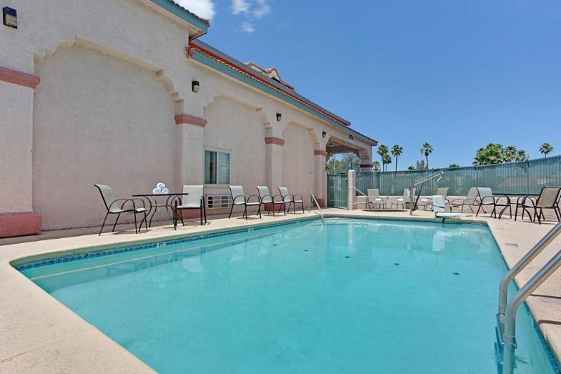 Hotel Super 8 By Wyndham Downtown Conv Center Tucson